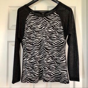 Zebra 🦓 Raglan Top